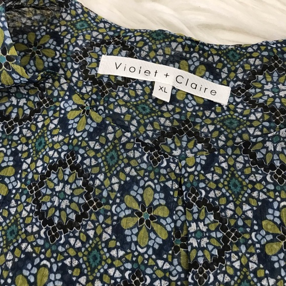Violet + Claire Blue Green Sheer Round Neck Floral Geometric Pattern Long Sleeve - Picture 7 of 7